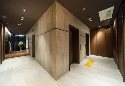 아뮤즈호텔 7층