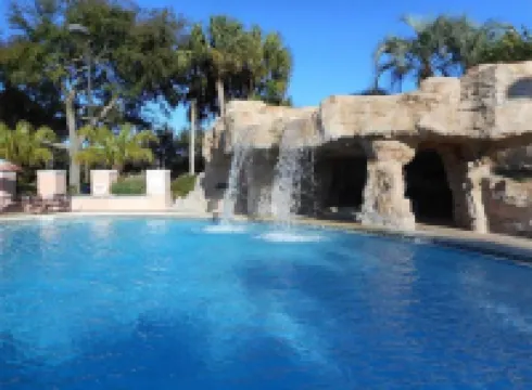 Rare find in Historic Orange Blossom 3/2 with golf cart