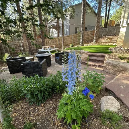 Air Conditioned 3200 sq/ft Home, New Decks & Hot Tub in the Pines.
