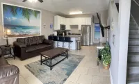 Aqua Beach House, Sleep 8, Swim Pool, Gated - C - 4-Star