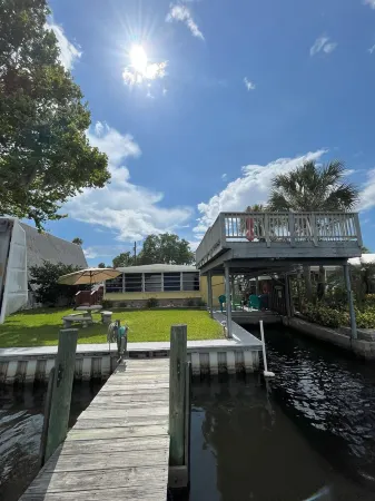Dec-Feb Monthly/Weekly Rates, Homosassa River Home with Springs and Gulf Access