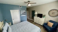 Lake view gorgeous condo 3bd - 10 min from Disney