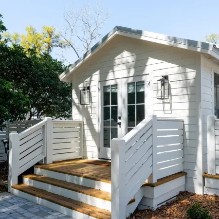 Palmetto Bungalow - Quaint, original Fairhope cottage close to town.