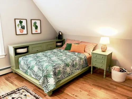 Upscale Spacious OOB Beach House - Seasonal Heated Pool