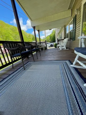 Spacious home off 300+ miles of Hatfield McCoy Trails on Devil Anse Trail System