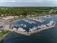 Top Floor Luxury Unit Downtown Sister Bay Marina and Water Views!