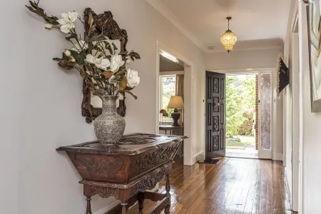 KERRISDALE BOWRAL -Large historic home in a perfect Bowral location