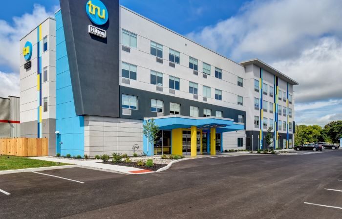 Tru by Hilton Camillus Syracuse