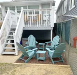 Cozy Cottage 500 ft to Seaside Heights Boardwalk, Off-st. Parking, Beach Badges