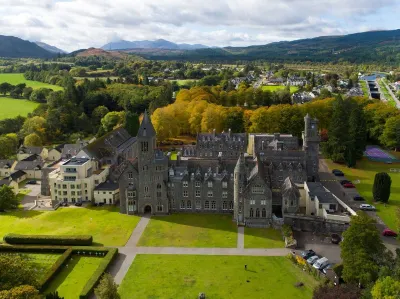 Major's Apartment in Loch Ness Abbey with pool, gym, tennis and more!