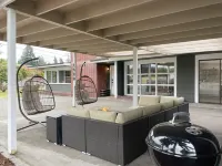 Excellent location, close to Olympic National Park, restaurants & grocery stores