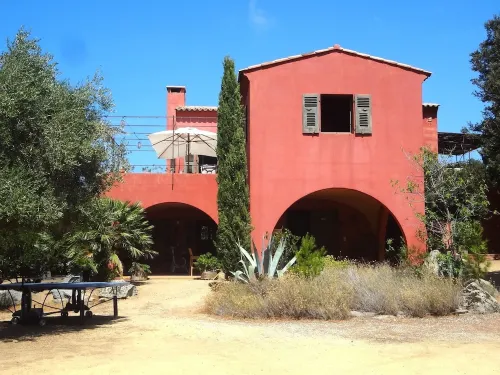 Character House 1ha with trees, Private Pool, Penthouse.