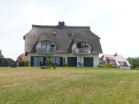 Sanibel Island - Island of bliss - thatched house on the Baltic Sea - Wifi