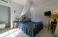 Luxury apartment with pool and garden.