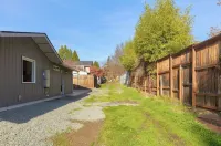 New Build-777 Hideaway