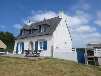 La lanterne - Nearby house Phare de l'Ile Vierge - sleeps 6