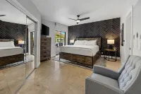 La Gruta Luxury Villa - Scenic Mountain Views with Impressive Outdoor Features!