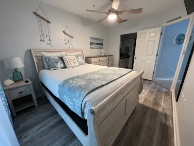 Family friendly condo boasting views of the sea and Cotton bayou.