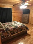 4500 sq ft Secluded Log Cabin Home on 17 acres