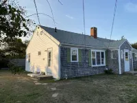 Oceanside Cottage condo next to beach 2bedroom 1bath for 4-6 people - Country Houses