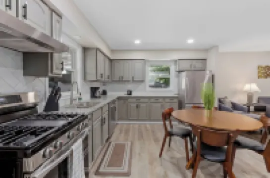 Valparaiso Corporate Home Hotels in Valparaiso