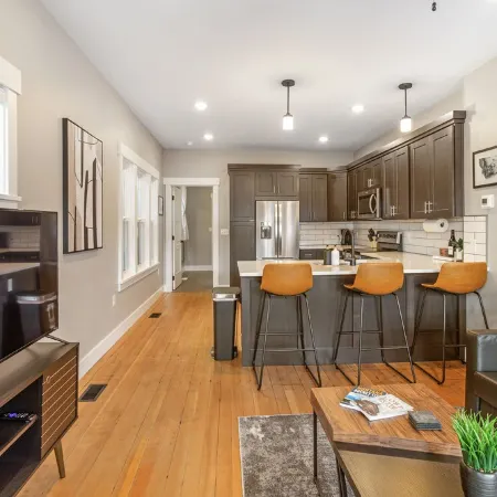Modern condo in the heart of Uptown Butte. - Unit A