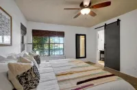 Your Private Lakefront Retreat