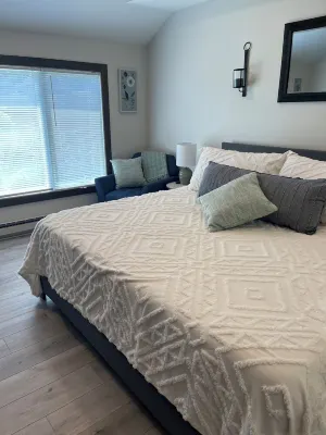 Remodeled 1 Bedroom w/ Additional Sofabed, relaxing  in the Galena Territories