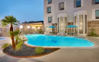 Hampton Inn & Suites Rockport-Fulton - Pools