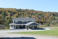 Farmhouse - Family Favorite on 220-acres