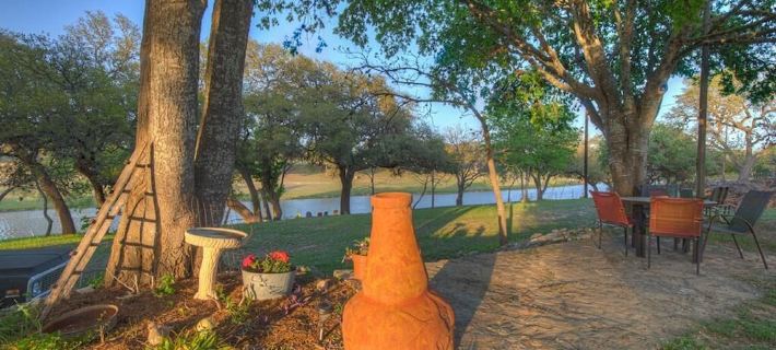 Amazing Grace Home on the River Hotels in Blanco County