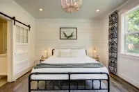 5Br Boise Farmhouse w/ Seasonally Heated Pool & Huge Yard