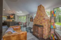 Peaceful Retreat Compound 10 Minutes to Great Barrington!