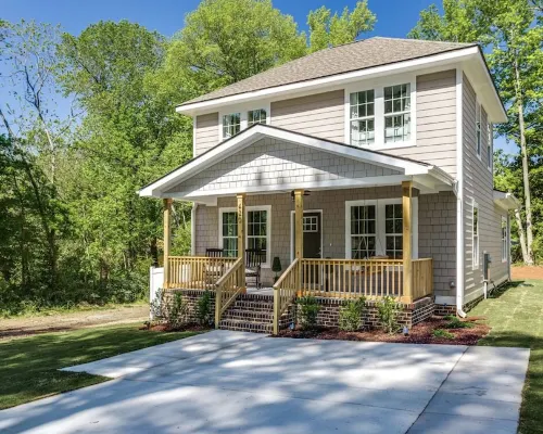Peak City Perfection- Apex Downtown Walkable, Park Views, Big Yard, Large Groups Hotels in Apex