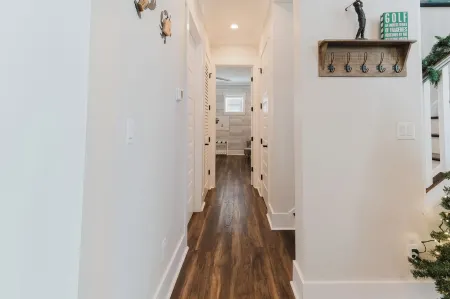 Old Town Beaches and Birdies House