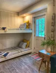 Earls Landing -Riverfront Cottage!