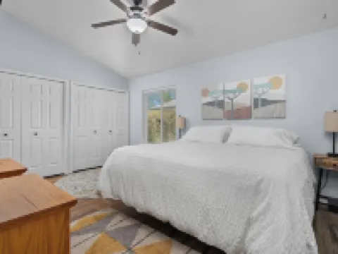 Inviting 2Br Half-Plex-Equipped Kitchen & Garage Hotels in Keizer