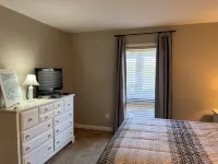 Woodson Bend-Golf, Pool Restaurant& More-Near Burnside W/Lake View - First Floor