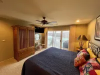 Beautiful lake front condo in perfect location by land and water.  Boat Slip. - 4-Star