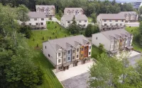 Snowshoe Creekside Villas - perfect location