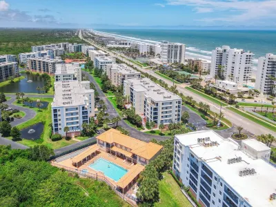 Beach Resort Perfection!