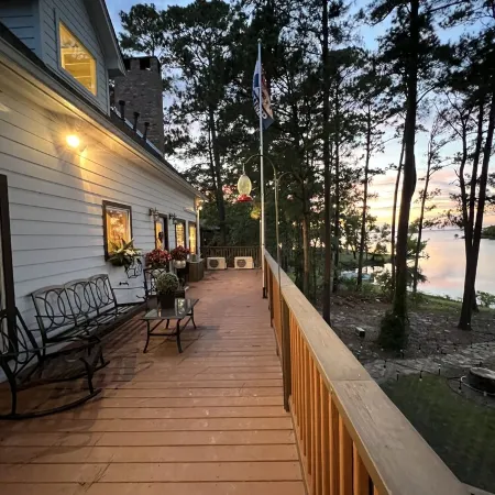 Spacious Lake House with Sam Rayburn Water Frontage