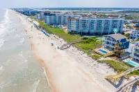 Spectacular 9 Bedroom Luxury Oceanfront sleeps 40  Heated Pool* + Hot Tub*!!