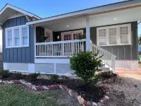 New Reno - Bungalow Near Beach - Walk to Casino & Downtown - "The Purple Frog"