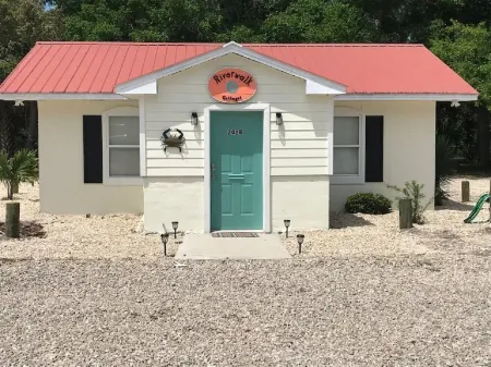 The Blue Crab at Riverwalk Cottages Unit 202B