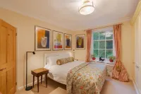 Beautiful 6-bedroom countryside home -- sleeps 12 | Wonderful walks and scenery