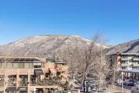 "6 Million Condo North of Nell  3Bed, 2Bath at Gondola ski in/ski out w parking"