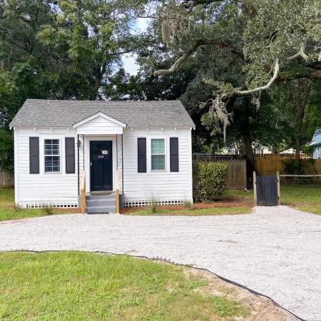 Cheerful tiny home by the Bay
