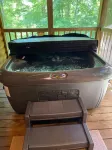 Couples Getaway! Private, Romantic, Cabin with Jacuzzi & Hot Tub in Gatlinburg