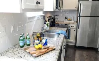 Tiny Cottage w/Private Workspace in the Heart of Davidson!